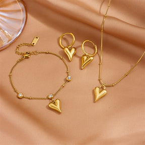 Ensemble de bijoux élégant en forme de cœur : collier, boucles d'oreilles et bracelet
